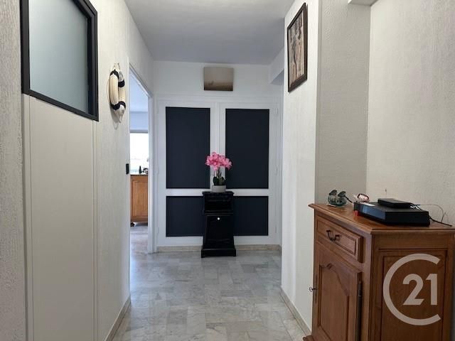 Appartement F4 &agrave; vendre - 4 pi&egrave;ces - 101,85 m2 - Toulon - 83 - PROVENCE-ALPES-COTE-D-AZUR