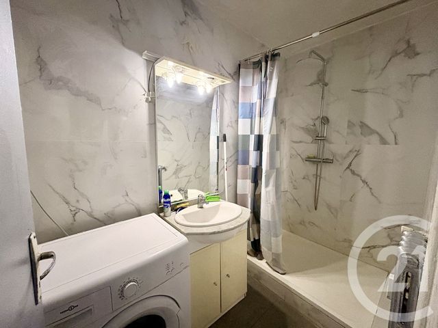 Appartement F4 à vendre - 4 pièces - 56,75 m2 - Toulon - 83 - PROVENCE-ALPES-COTE-D-AZUR