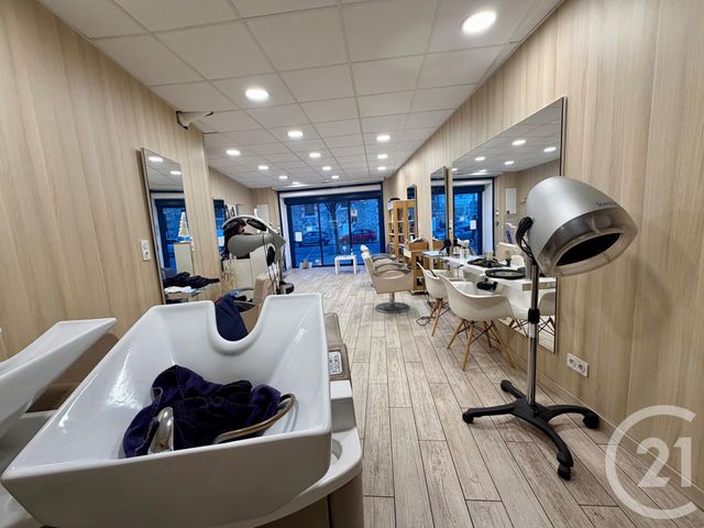 Commerce &agrave; louer - 47,29 m2 - 83 - PROVENCE-ALPES-COTE-D-AZUR