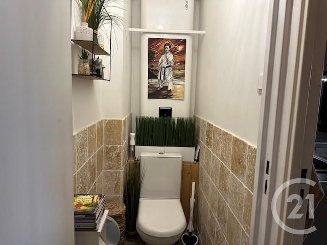 Appartement F3 &agrave; vendre - 3 pi&egrave;ces - 66,25 m2 - La Valette Du Var - 83 - PROVENCE-ALPES-COTE-D-AZUR