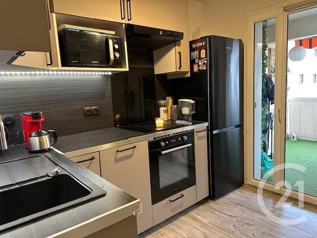 Appartement F3 &agrave; vendre - 3 pi&egrave;ces - 66,25 m2 - La Valette Du Var - 83 - PROVENCE-ALPES-COTE-D-AZUR