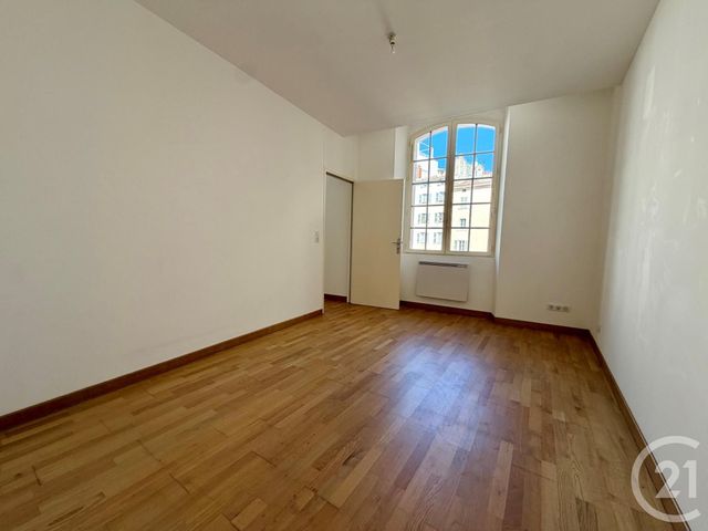 Appartement F4 &agrave; vendre - 4 pi&egrave;ces - 99,32 m2 - Toulon - 83 - PROVENCE-ALPES-COTE-D-AZUR